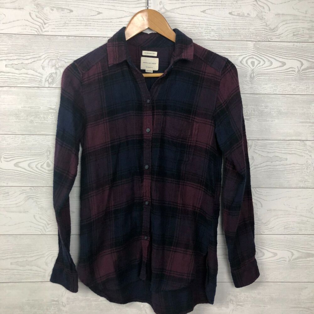 American Eagle Women's XS AHHH-MAZINGLY Soft Boyfriend Fit Button Front Shirt